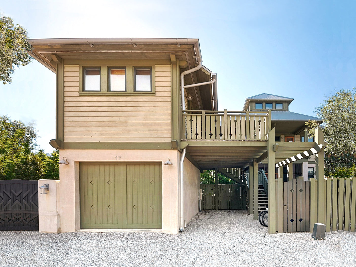 Tucker Carriage House