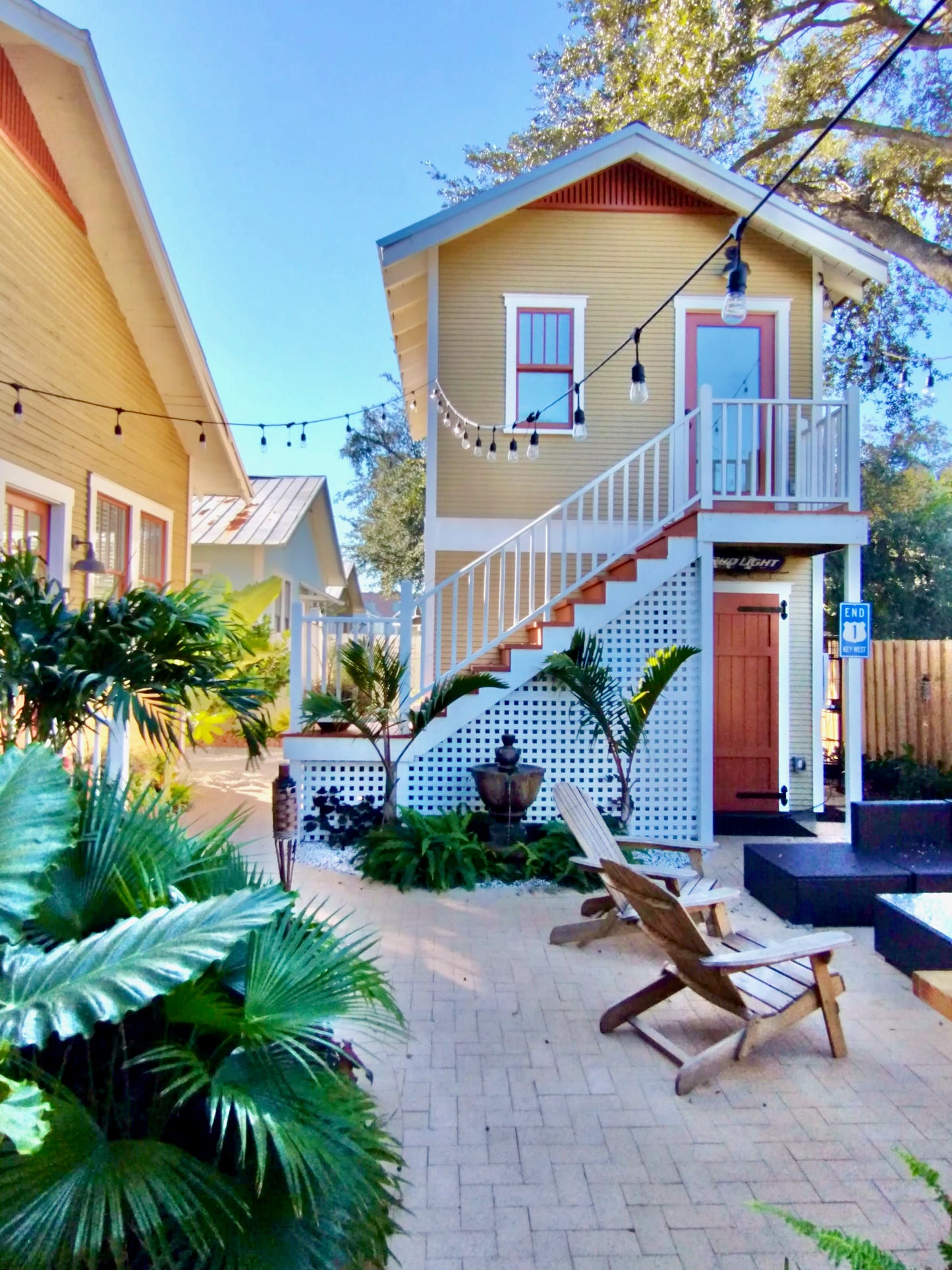 Shallow Carriage House